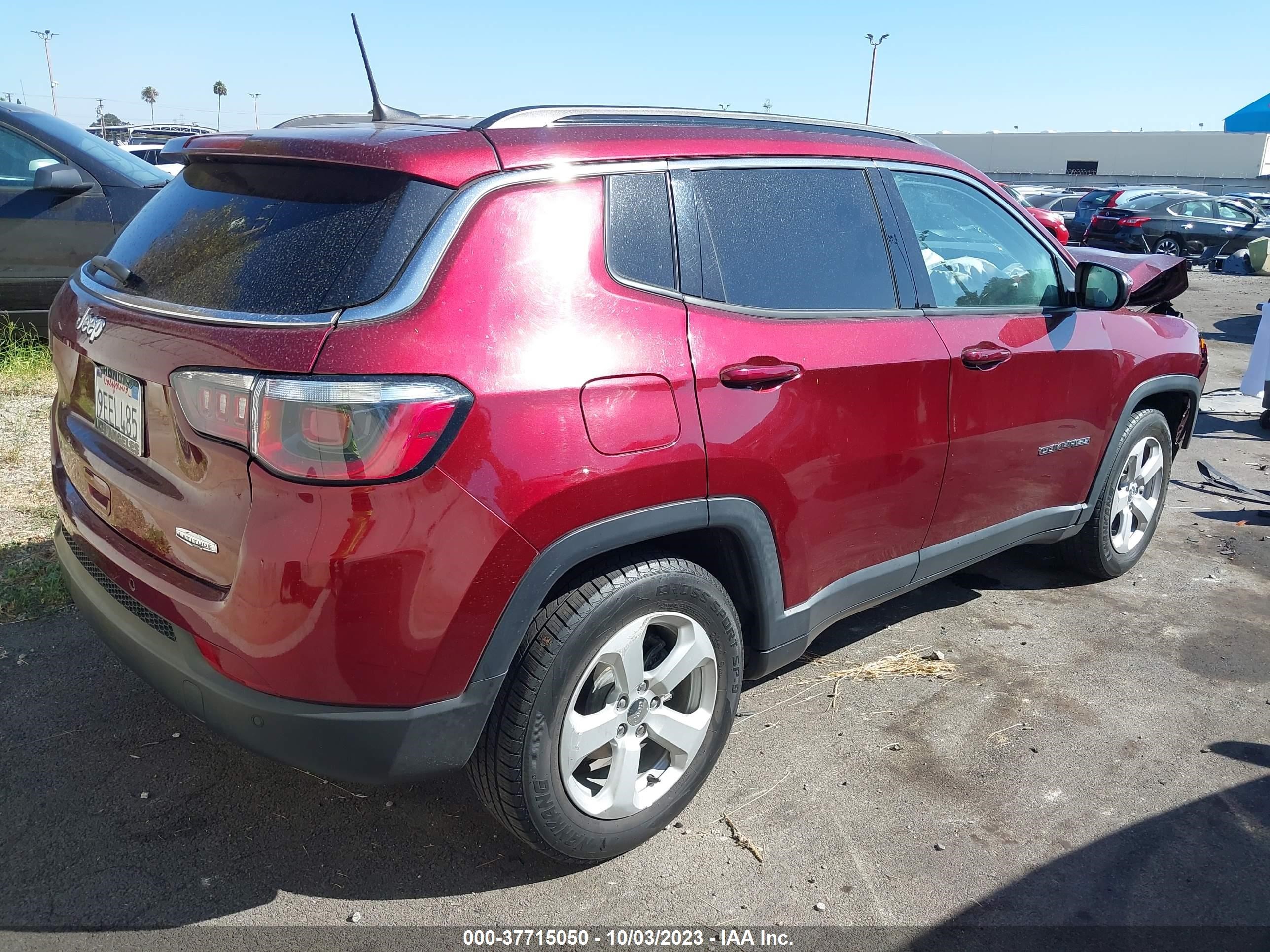 Photo 3 VIN: 3C4NJCBB5LT224908 - JEEP COMPASS 