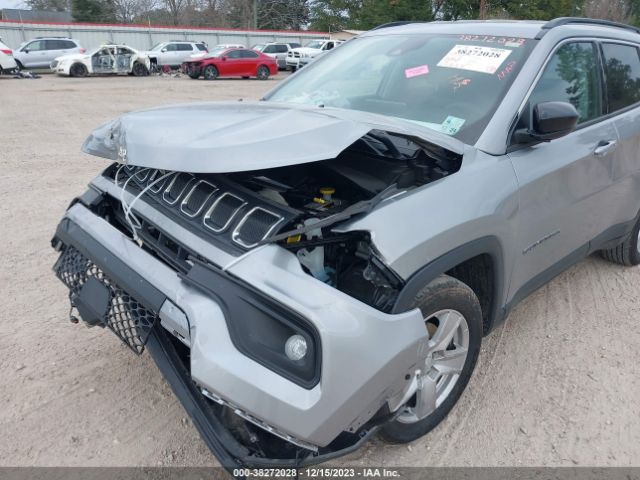 Photo 5 VIN: 3C4NJCBB5NT188477 - JEEP COMPASS 