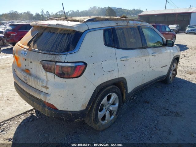 Photo 3 VIN: 3C4NJCBB6JT140447 - JEEP COMPASS 