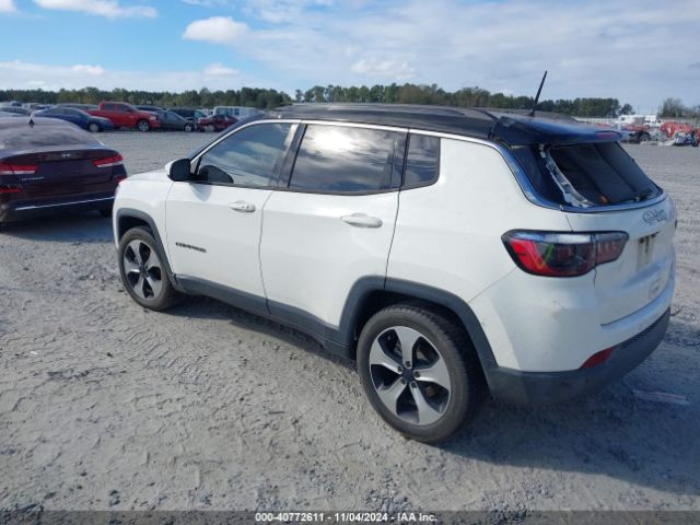 Photo 2 VIN: 3C4NJCBB6JT228768 - JEEP COMPASS 