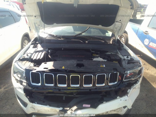 Photo 9 VIN: 3C4NJCBB6JT248079 - JEEP COMPASS 