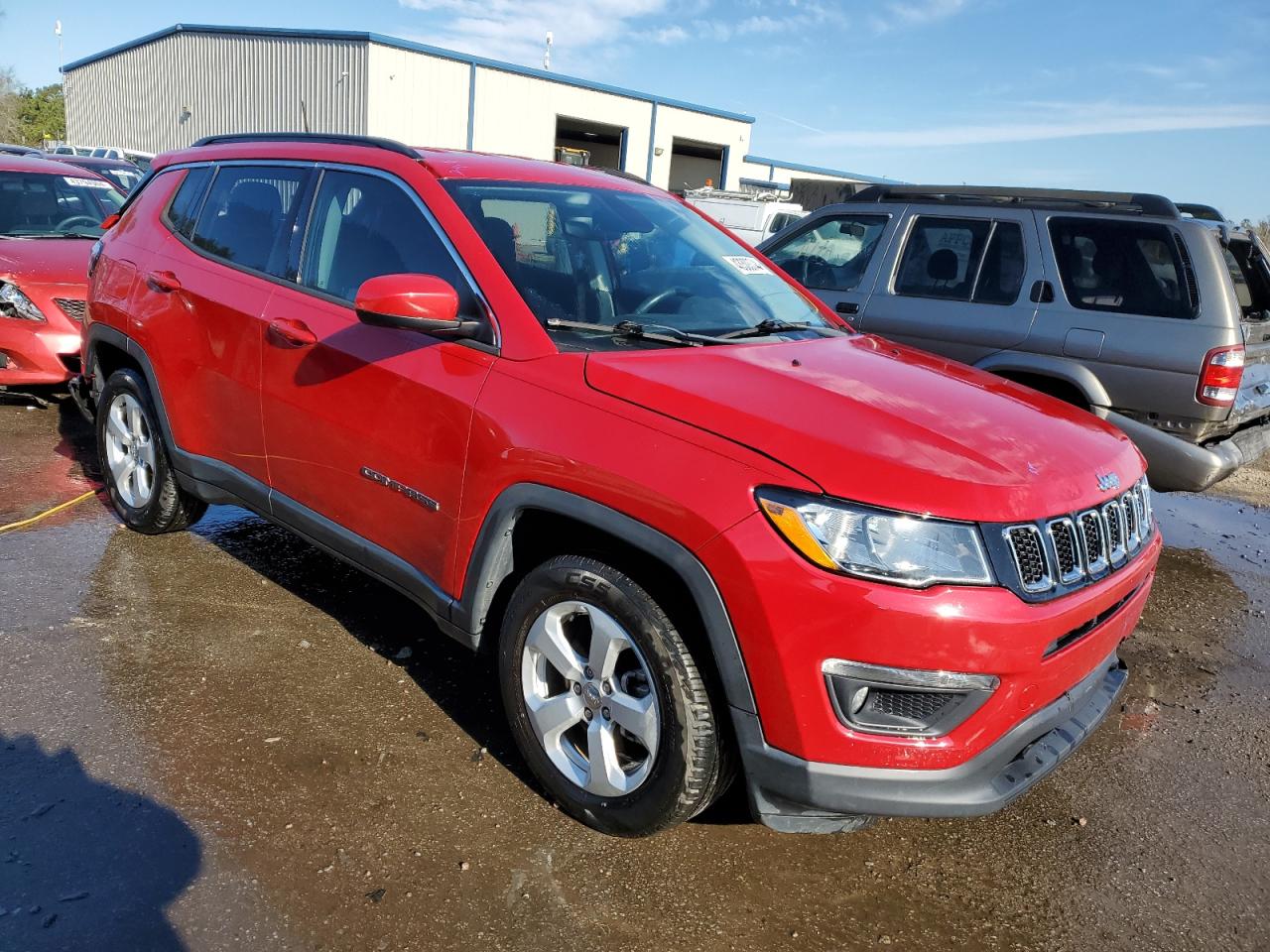 Photo 3 VIN: 3C4NJCBB6JT286394 - JEEP COMPASS 