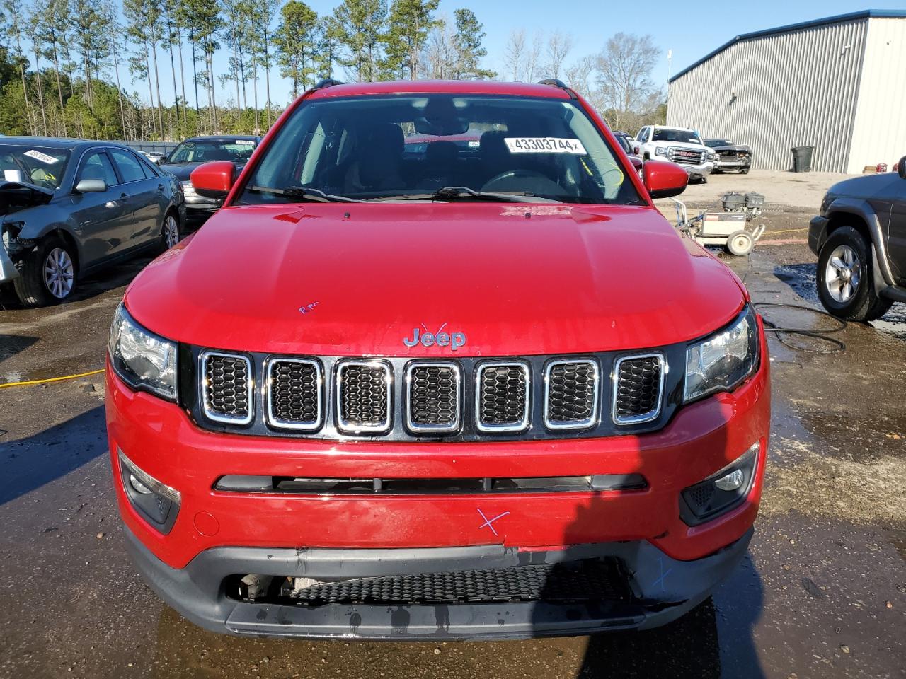 Photo 4 VIN: 3C4NJCBB6JT286394 - JEEP COMPASS 