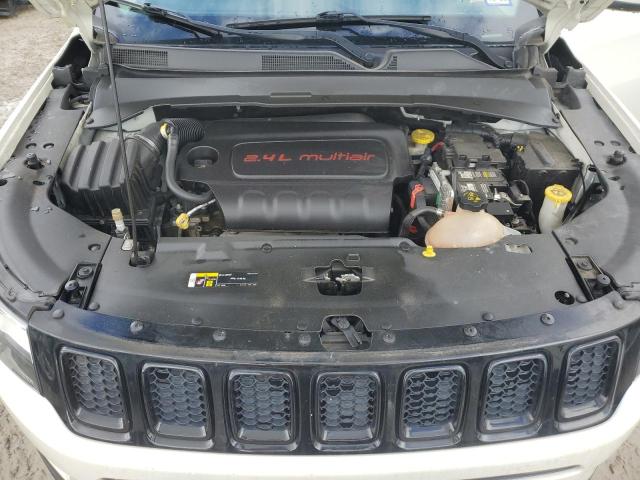 Photo 10 VIN: 3C4NJCBB6JT301749 - JEEP COMPASS 