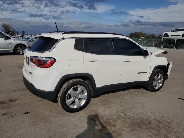 Photo 2 VIN: 3C4NJCBB6JT368660 - JEEP COMPASS 