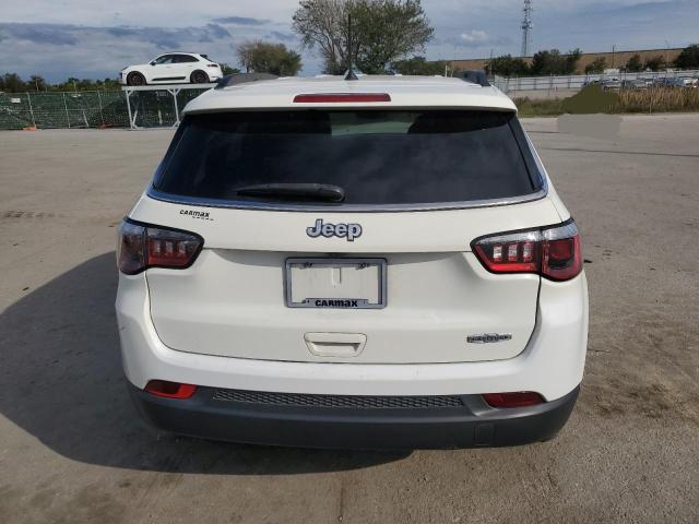 Photo 5 VIN: 3C4NJCBB6JT368660 - JEEP COMPASS 