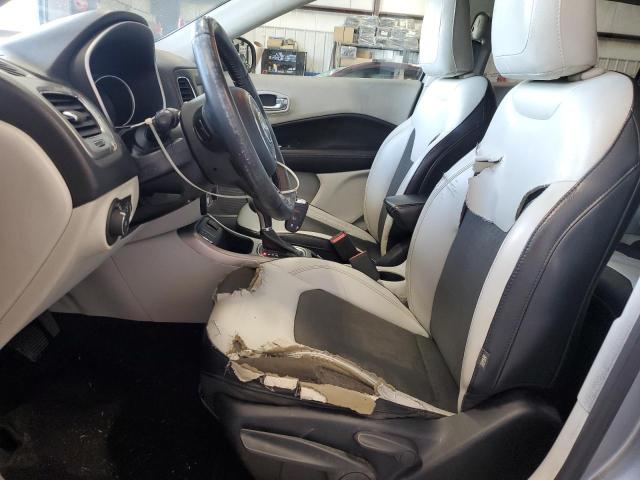 Photo 6 VIN: 3C4NJCBB6JT489348 - JEEP COMPASS 