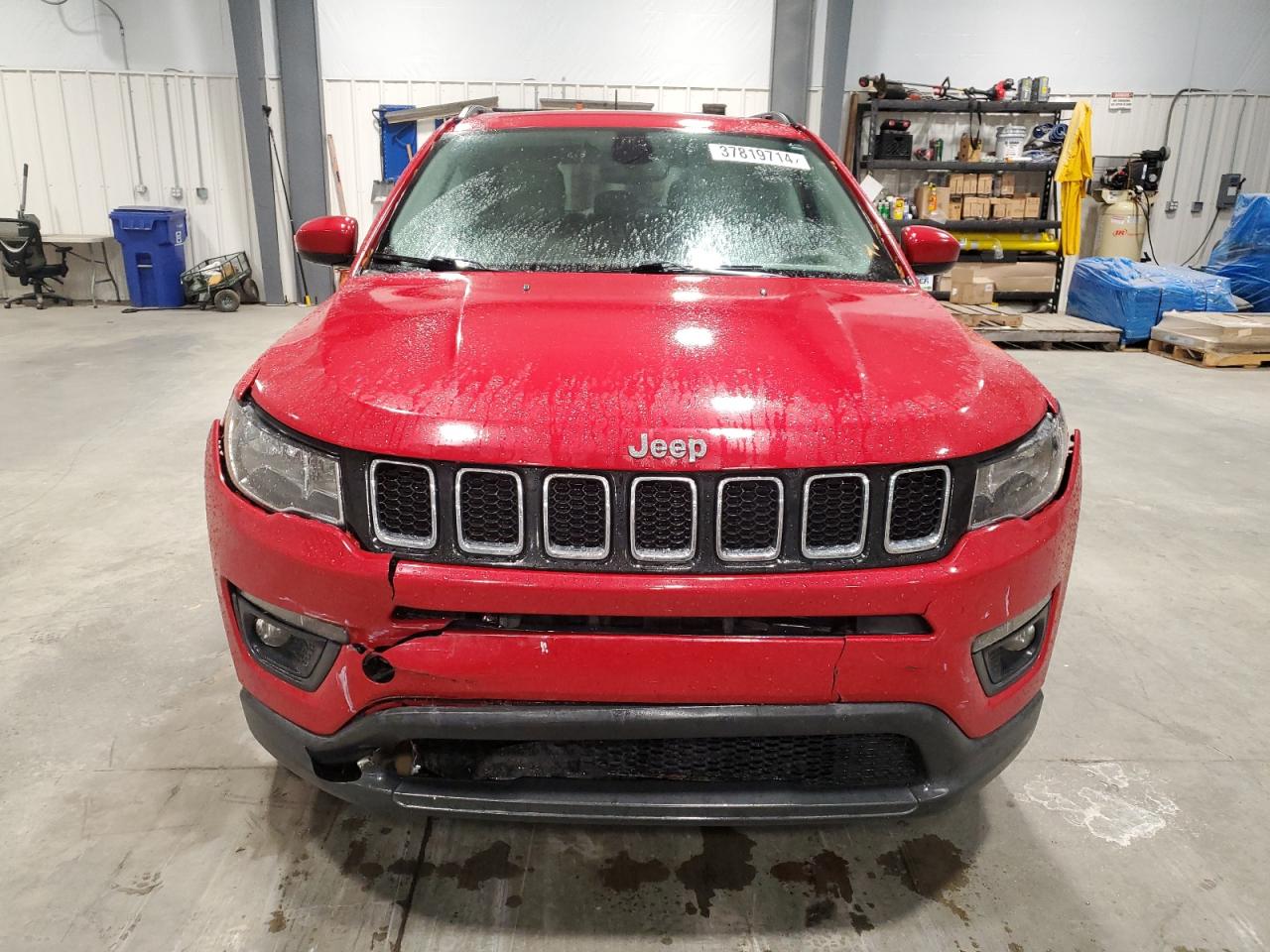 Photo 4 VIN: 3C4NJCBB6JT495084 - JEEP COMPASS 