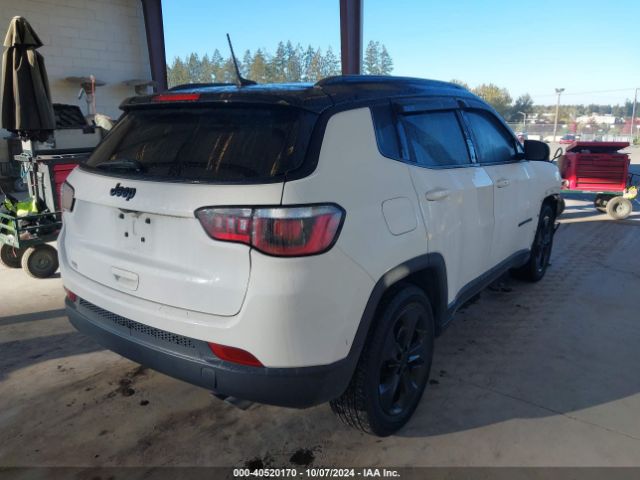 Photo 3 VIN: 3C4NJCBB6JT501935 - JEEP COMPASS 