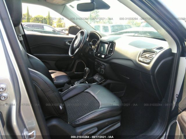 Photo 4 VIN: 3C4NJCBB6KT613846 - JEEP COMPASS 