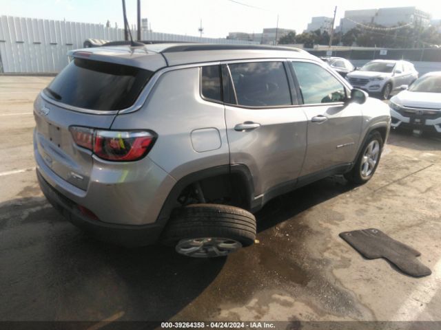 Photo 3 VIN: 3C4NJCBB6KT743786 - JEEP COMPASS 