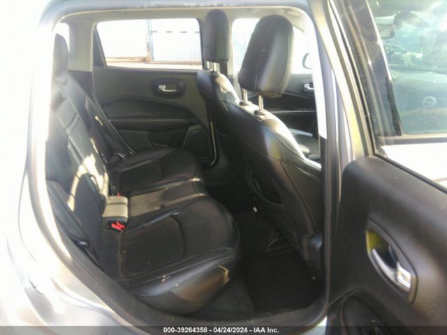 Photo 7 VIN: 3C4NJCBB6KT743786 - JEEP COMPASS 