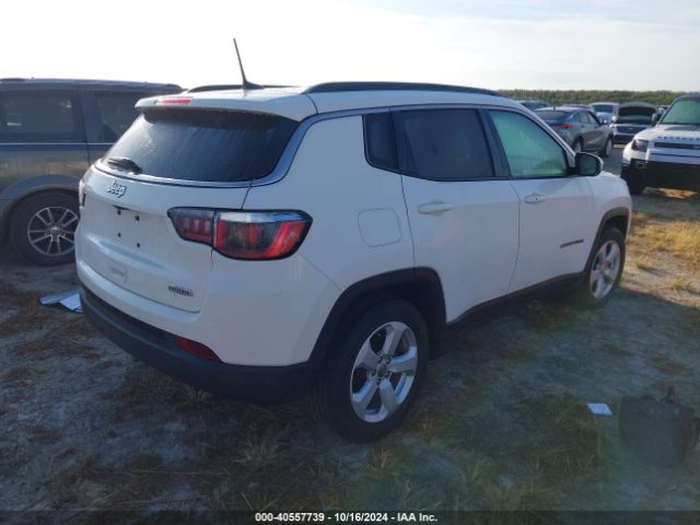 Photo 3 VIN: 3C4NJCBB6KT746204 - JEEP COMPASS 