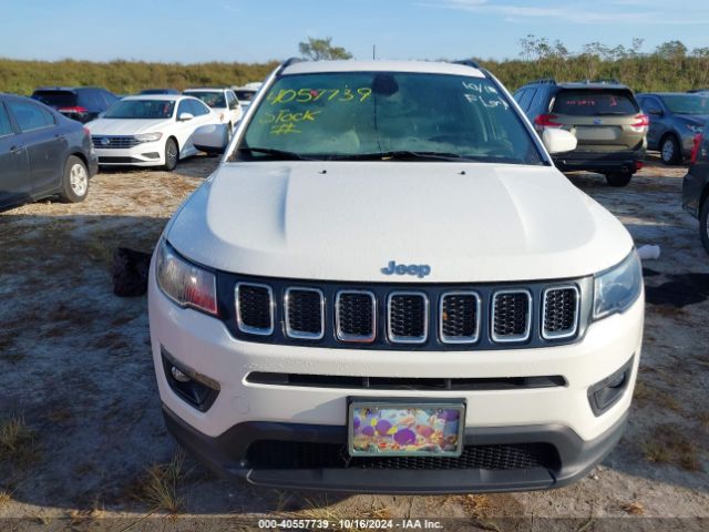 Photo 5 VIN: 3C4NJCBB6KT746204 - JEEP COMPASS 