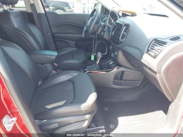 Photo 4 VIN: 3C4NJCBB6KT796715 - JEEP COMPASS 