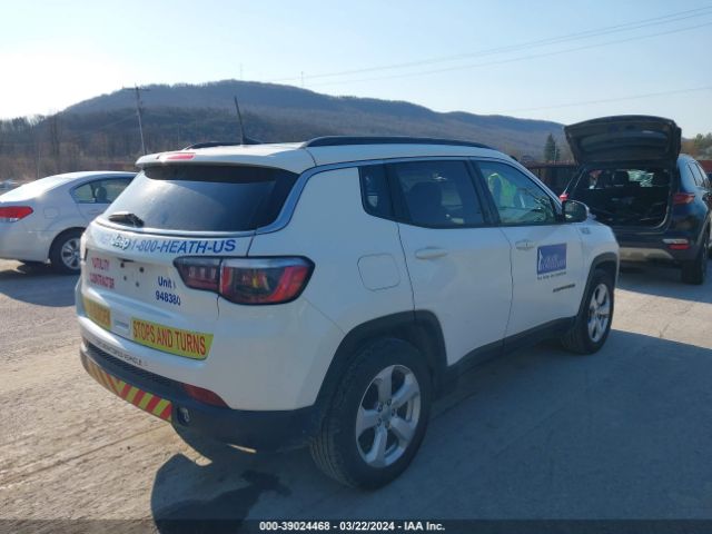 Photo 3 VIN: 3C4NJCBB6KT802075 - JEEP COMPASS 