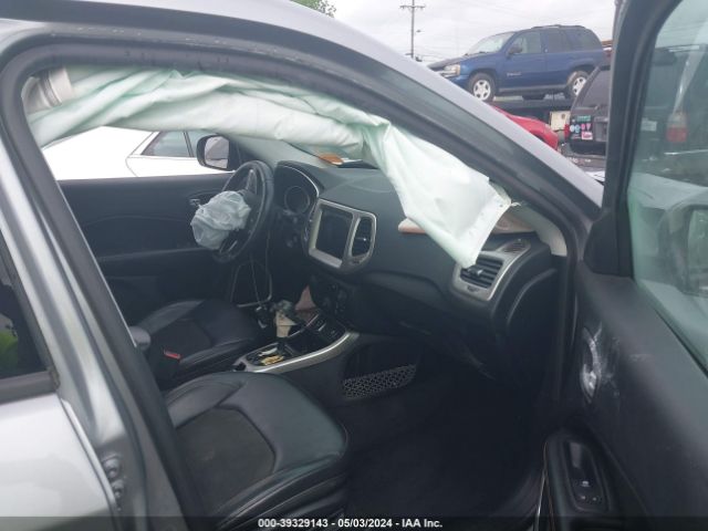 Photo 4 VIN: 3C4NJCBB7HT624976 - JEEP COMPASS 