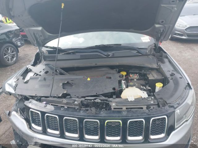 Photo 9 VIN: 3C4NJCBB7HT624976 - JEEP COMPASS 