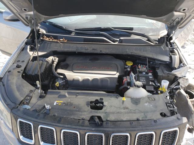 Photo 6 VIN: 3C4NJCBB7JT166152 - JEEP COMPASS 