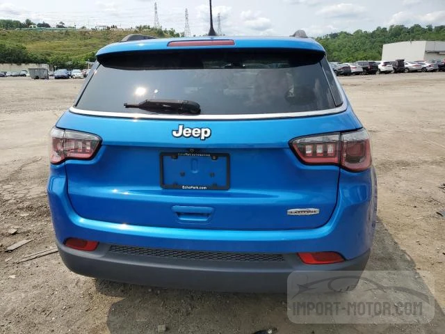 Photo 5 VIN: 3C4NJCBB7JT272424 - JEEP COMPASS 