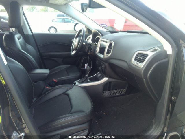 Photo 4 VIN: 3C4NJCBB7JT304627 - JEEP COMPASS 