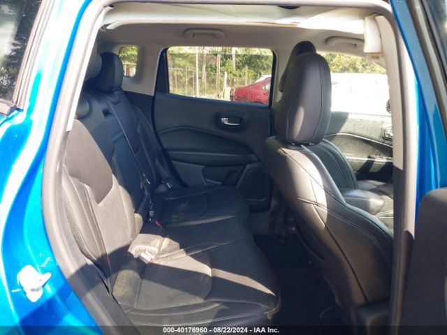 Photo 7 VIN: 3C4NJCBB7JT327275 - JEEP COMPASS 