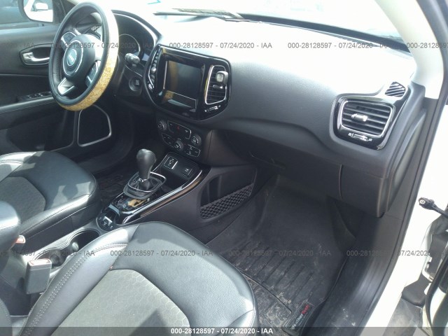 Photo 4 VIN: 3C4NJCBB7KT612897 - JEEP COMPASS 