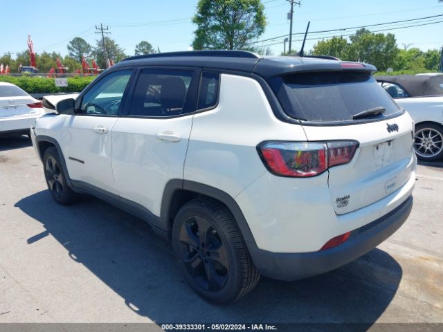 Photo 2 VIN: 3C4NJCBB7KT835165 - JEEP COMPASS 