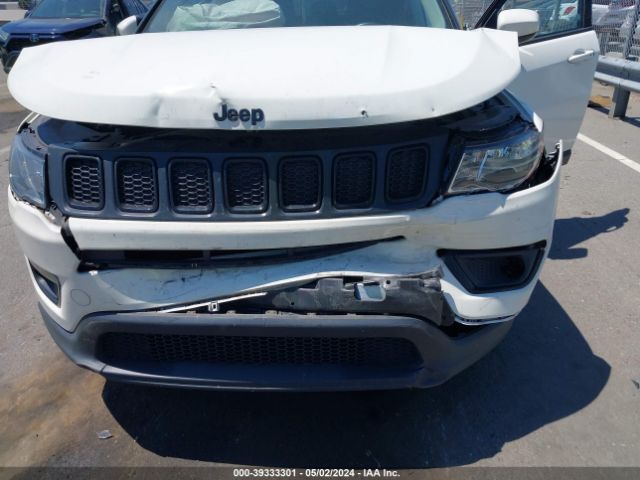 Photo 5 VIN: 3C4NJCBB7KT835165 - JEEP COMPASS 