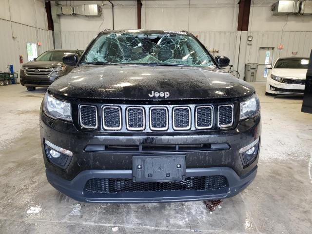 Photo 4 VIN: 3C4NJCBB7KT852015 - JEEP COMPASS 