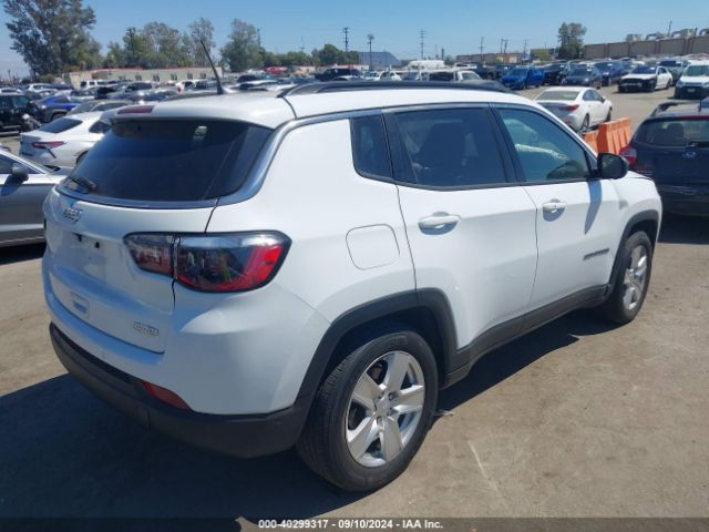 Photo 3 VIN: 3C4NJCBB7NT138003 - JEEP COMPASS 