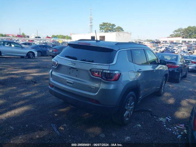 Photo 3 VIN: 3C4NJCBB7NT238487 - JEEP COMPASS 