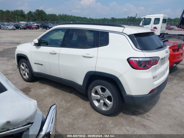 Photo 2 VIN: 3C4NJCBB8JT193330 - JEEP COMPASS 