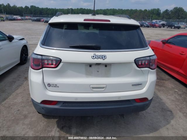 Photo 5 VIN: 3C4NJCBB8JT193330 - JEEP COMPASS 