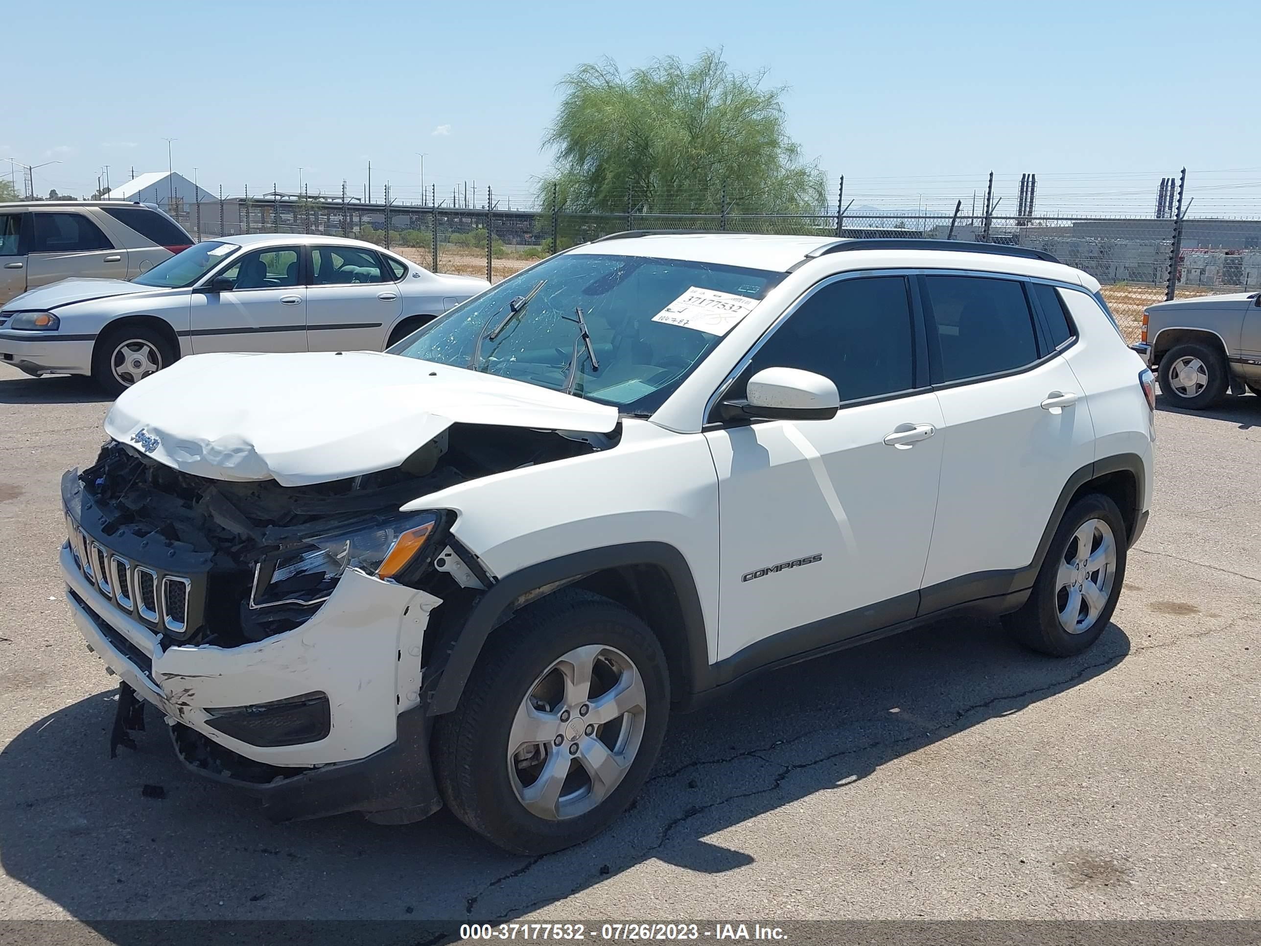 Photo 1 VIN: 3C4NJCBB8JT212801 - JEEP COMPASS 