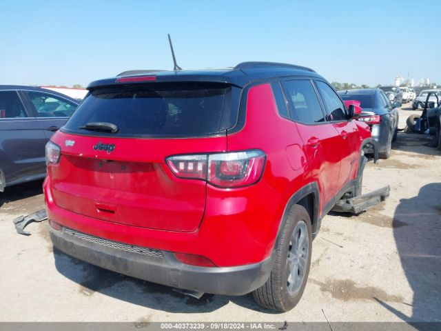 Photo 3 VIN: 3C4NJCBB8JT327060 - JEEP COMPASS 