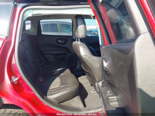 Photo 7 VIN: 3C4NJCBB8JT327060 - JEEP COMPASS 