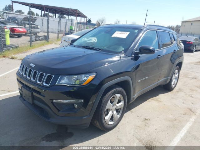 Photo 1 VIN: 3C4NJCBB8JT441057 - JEEP COMPASS 