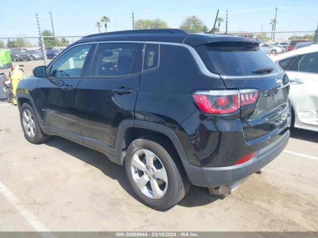 Photo 2 VIN: 3C4NJCBB8JT441057 - JEEP COMPASS 