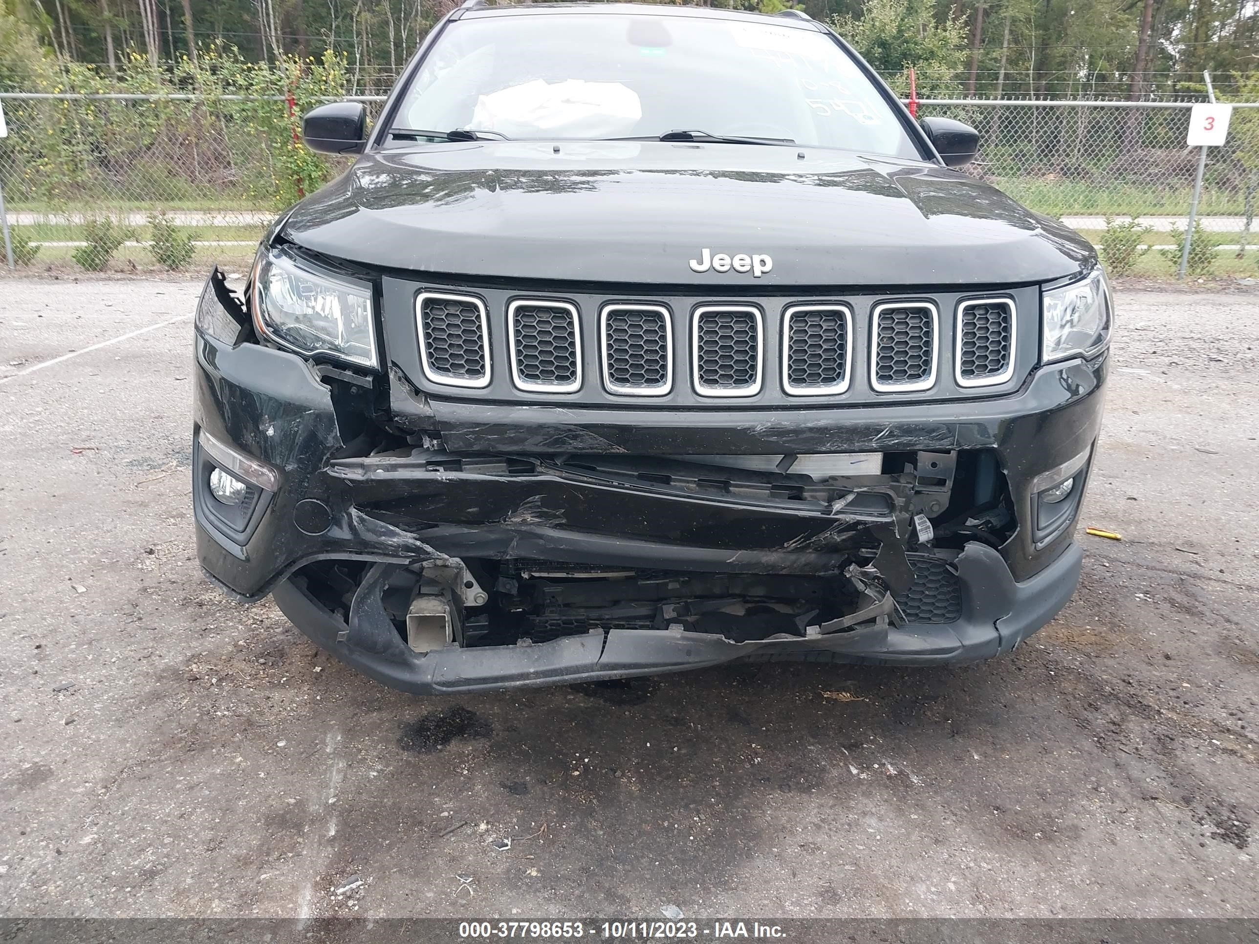 Photo 5 VIN: 3C4NJCBB8KT685471 - JEEP COMPASS 