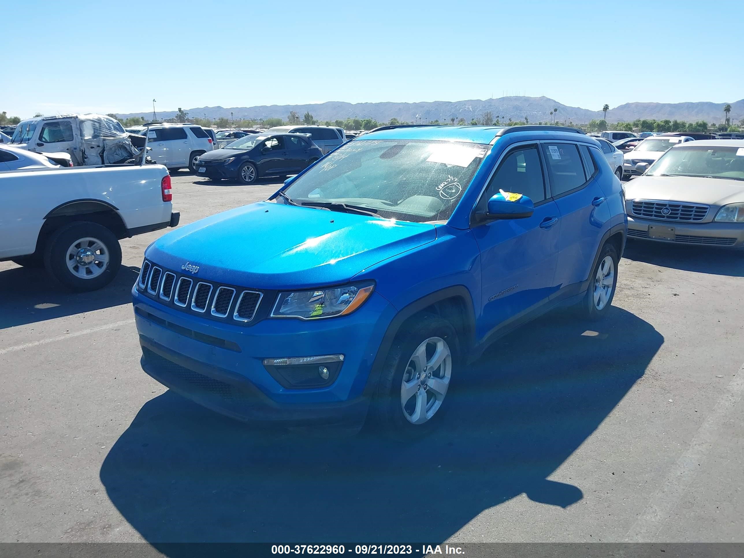 Photo 1 VIN: 3C4NJCBB8KT832775 - JEEP COMPASS 