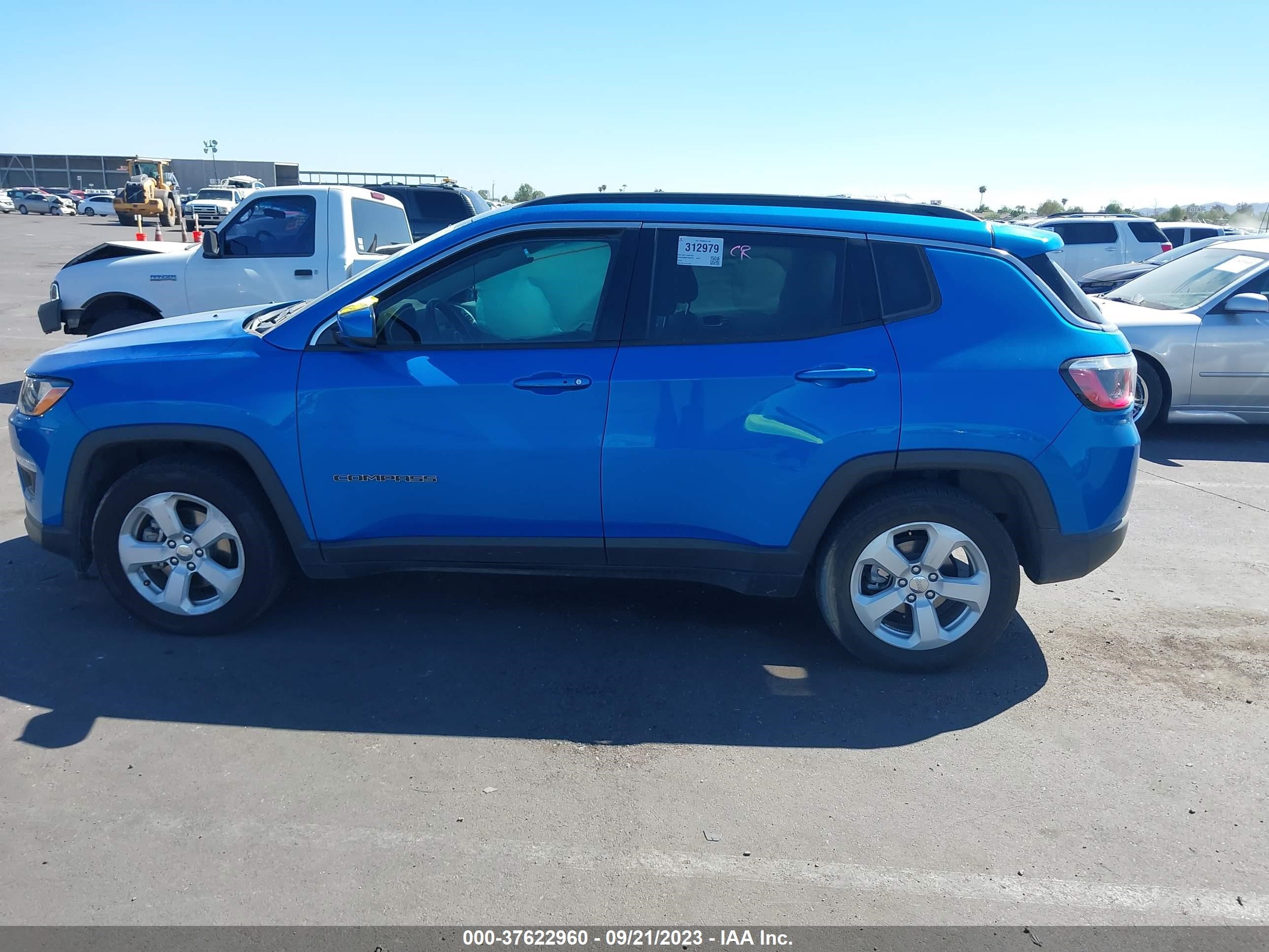 Photo 13 VIN: 3C4NJCBB8KT832775 - JEEP COMPASS 