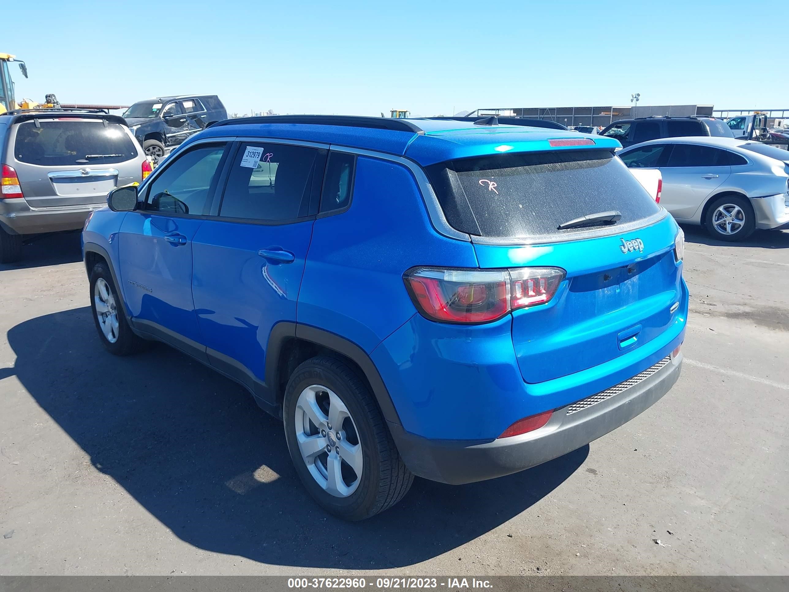 Photo 2 VIN: 3C4NJCBB8KT832775 - JEEP COMPASS 