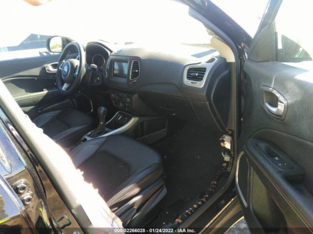 Photo 4 VIN: 3C4NJCBB8LT247163 - JEEP COMPASS 