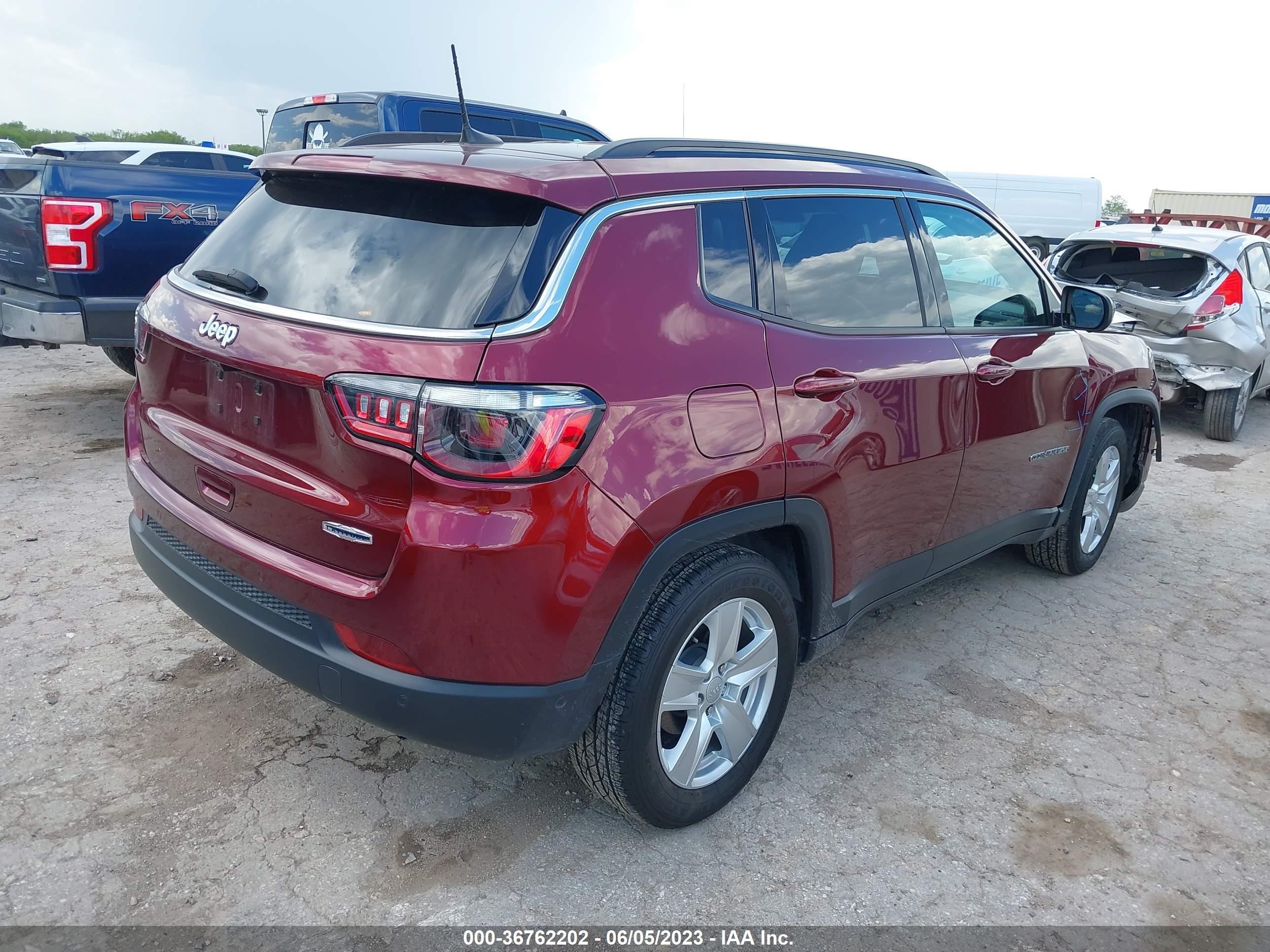 Photo 3 VIN: 3C4NJCBB8NT112896 - JEEP COMPASS 