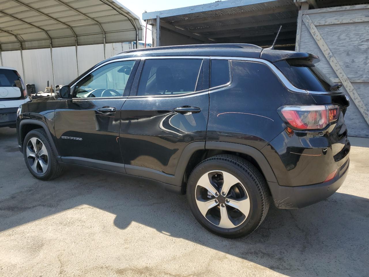 Photo 1 VIN: 3C4NJCBB9HT682118 - JEEP COMPASS 