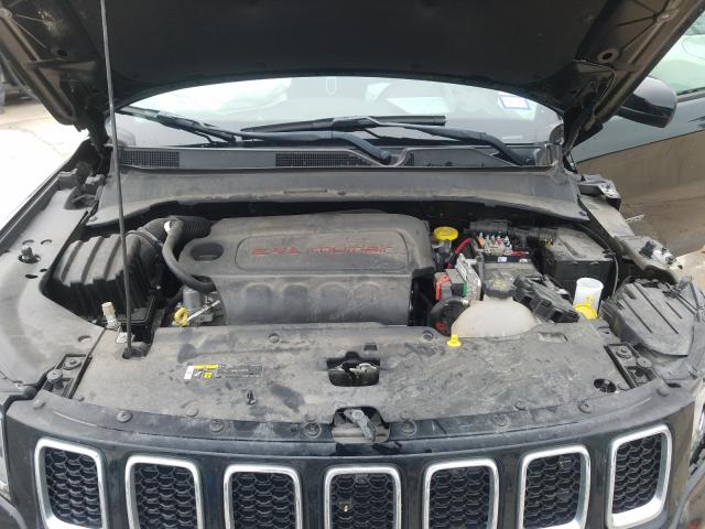 Photo 6 VIN: 3C4NJCBB9JT102646 - JEEP COMPASS 