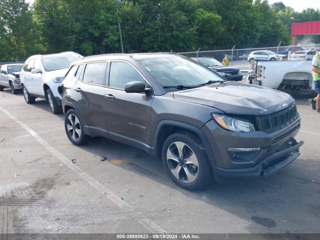 Photo 0 VIN: 3C4NJCBB9JT166279 - JEEP COMPASS 