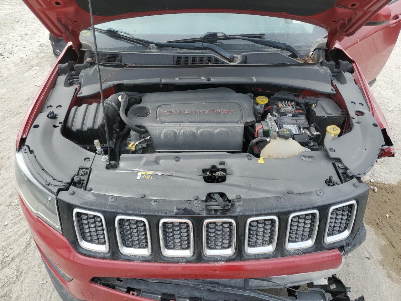 Photo 11 VIN: 3C4NJCBB9JT233592 - JEEP COMPASS 