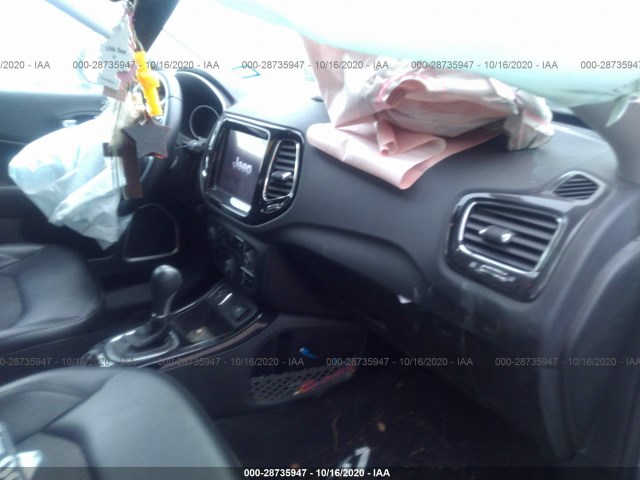 Photo 4 VIN: 3C4NJCBB9JT300370 - JEEP COMPASS 